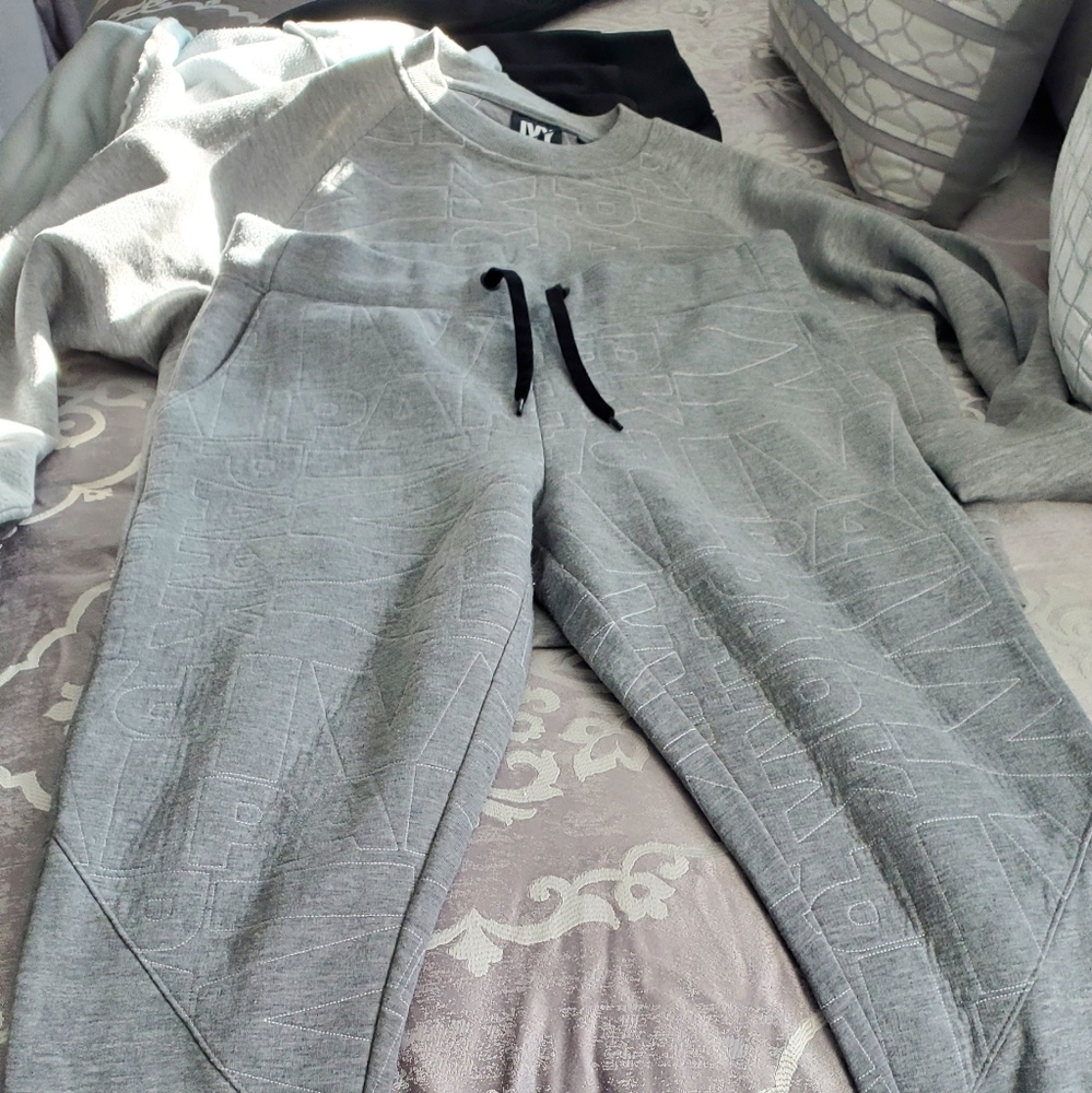 Ivy Park Jogger Set